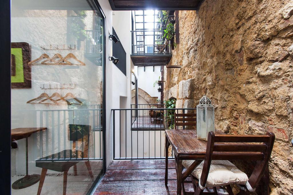 The Old Stables Chiado Apartments Лиссабон Номер фото